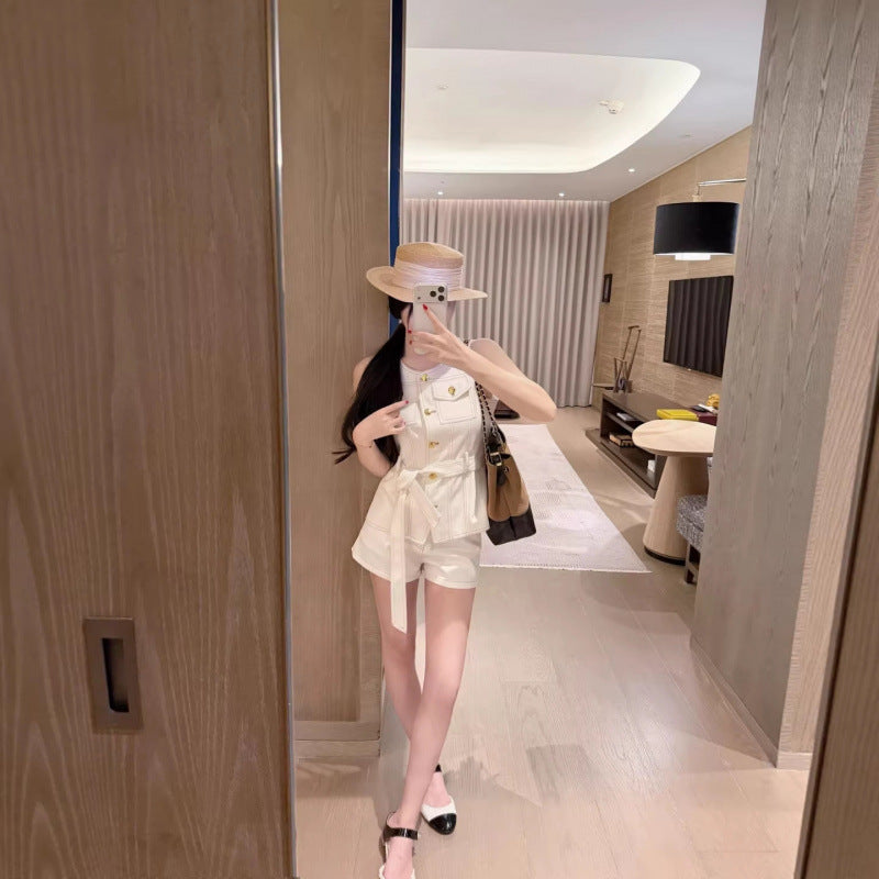688067760-1